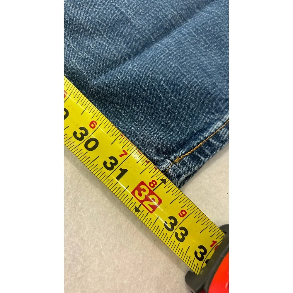 Levis levis 505